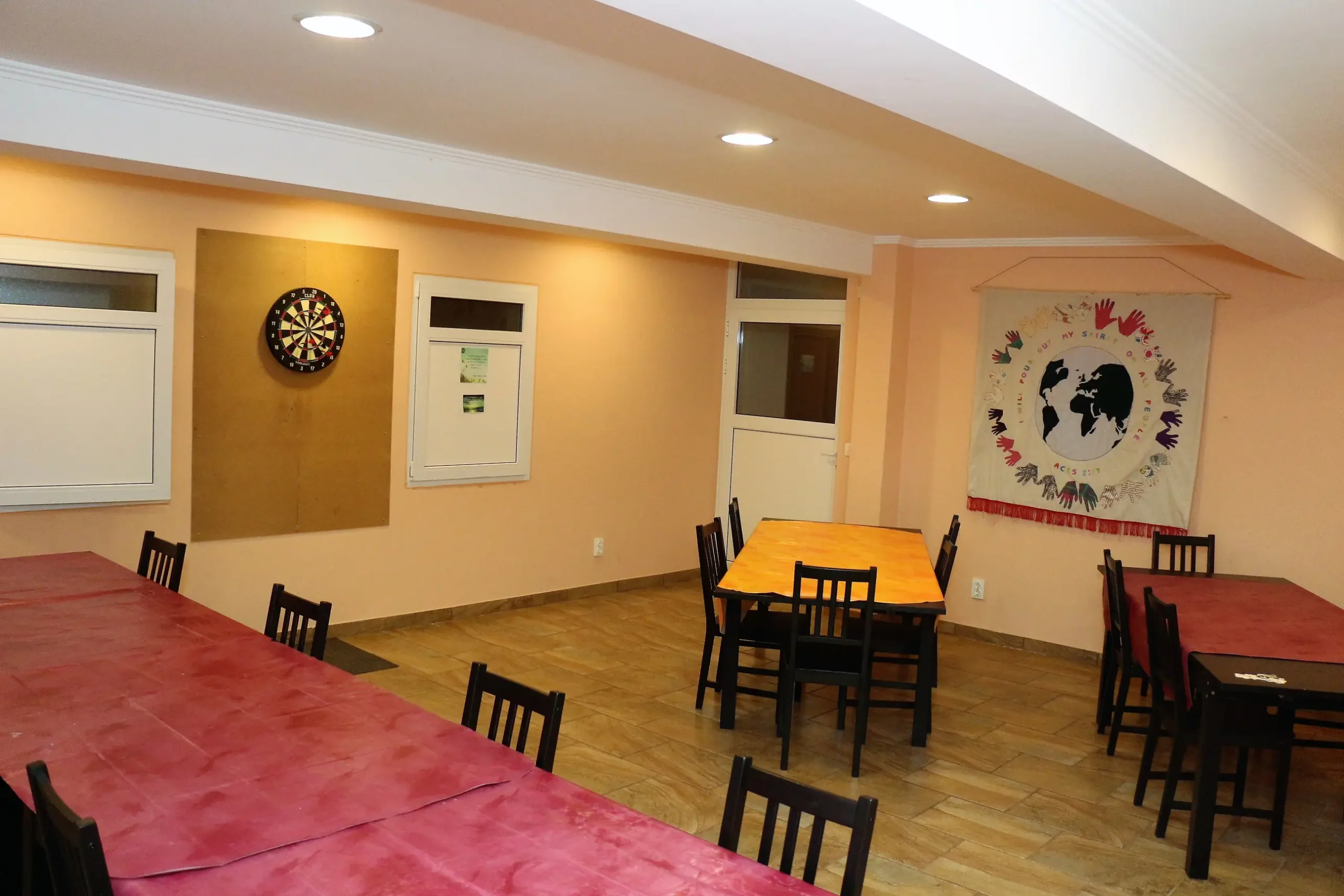 Fundatia REGEN Centrul Orizontul Sperantei DiningRoom