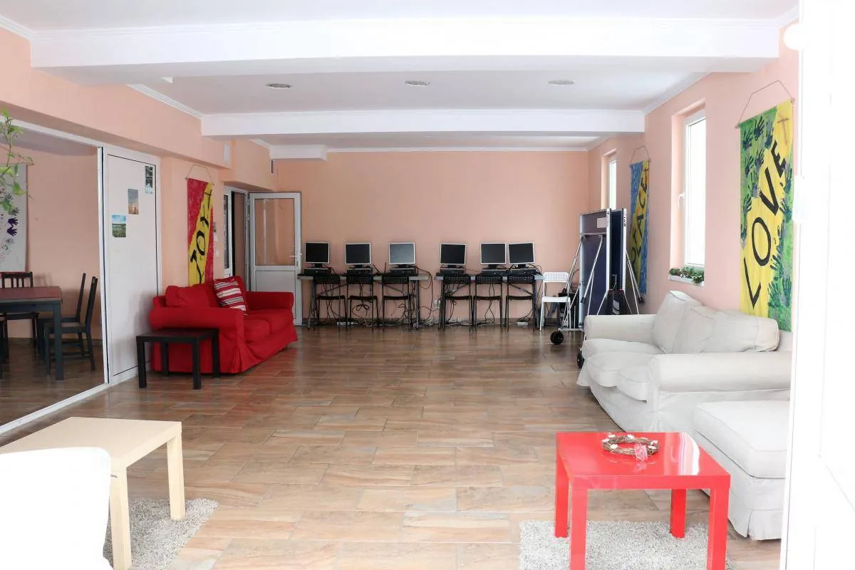 Fundatia REGEN Centrul Orizontul Sperantei StudyRoom1